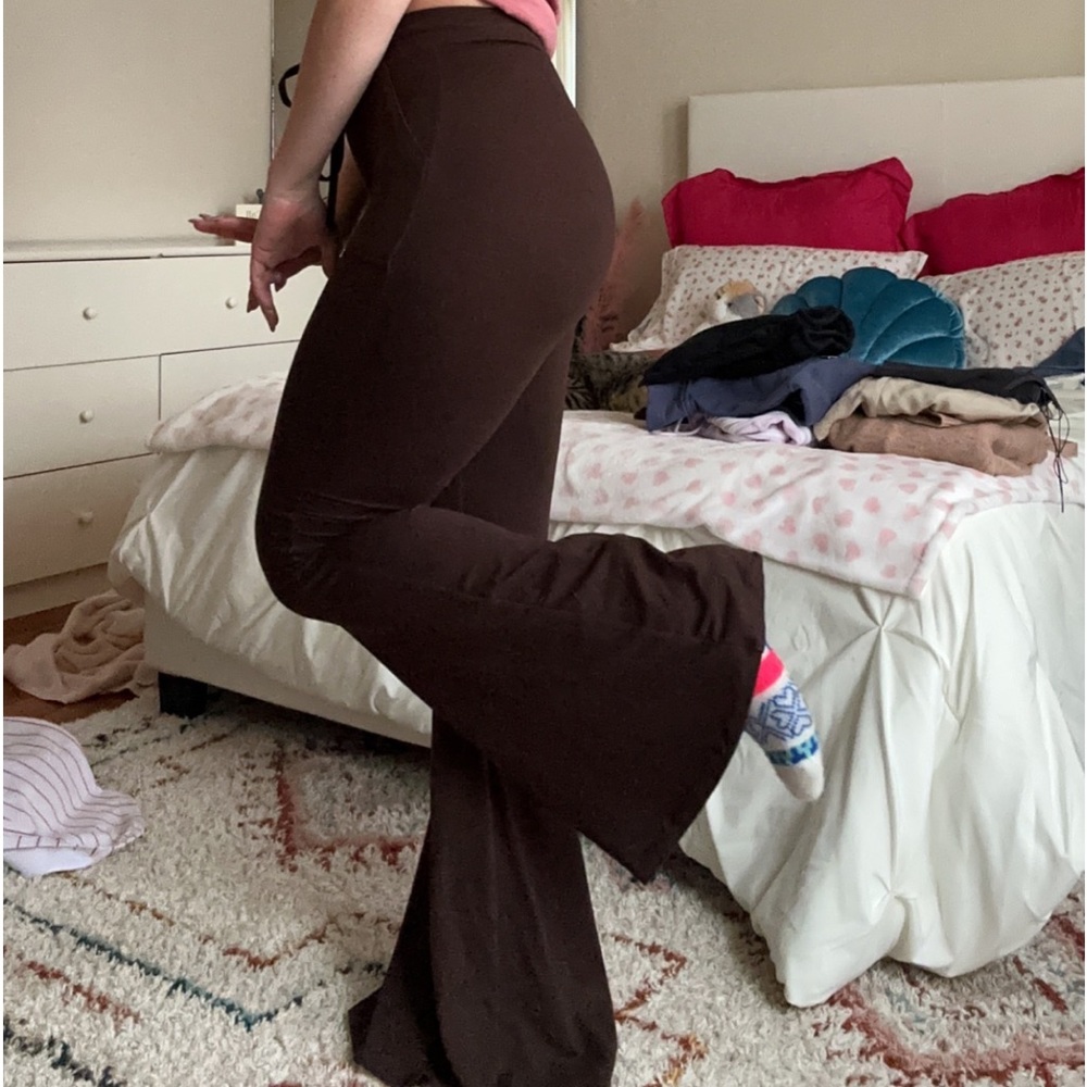 Brown Flared Leggings with Pockets